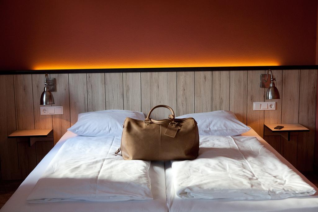 Dock1 Hotel Regensburg Bagian luar foto